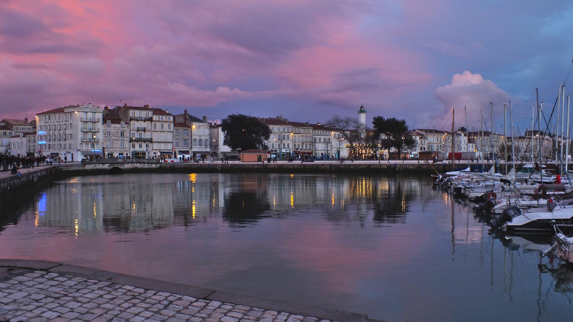 lL-Rochelle-France-2